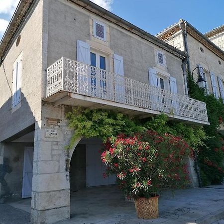 Cahors Sud : Maison Quercynoise Avec Vue Sur Place Du Village Кастельно-Монратье Экстерьер фото