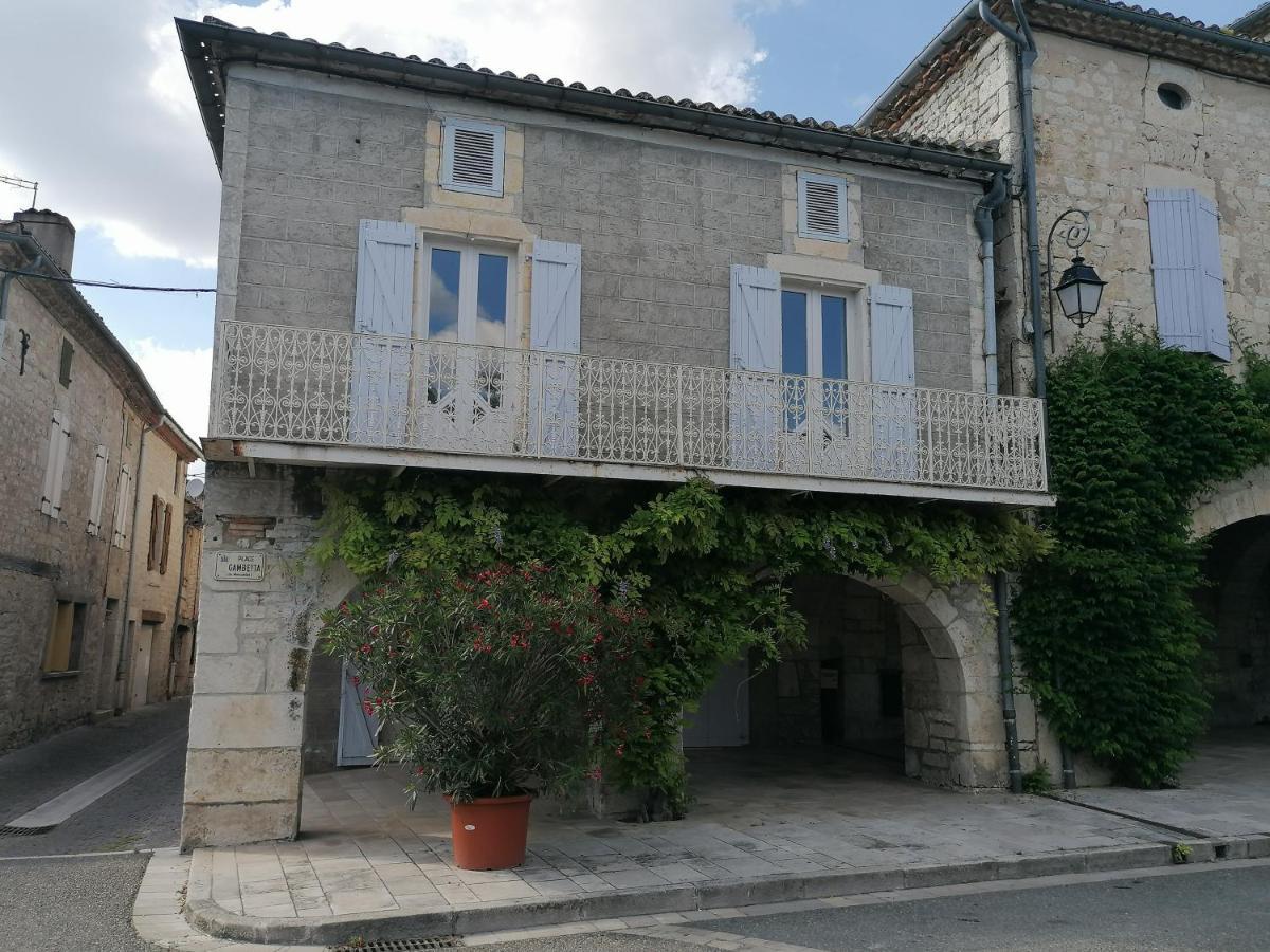 Cahors Sud : Maison Quercynoise Avec Vue Sur Place Du Village Кастельно-Монратье Экстерьер фото